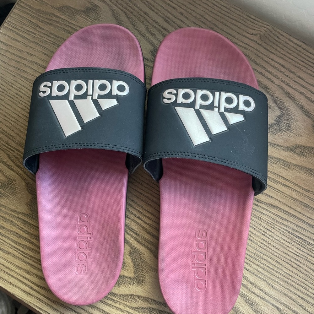 Sandals - Picture 7 of 9